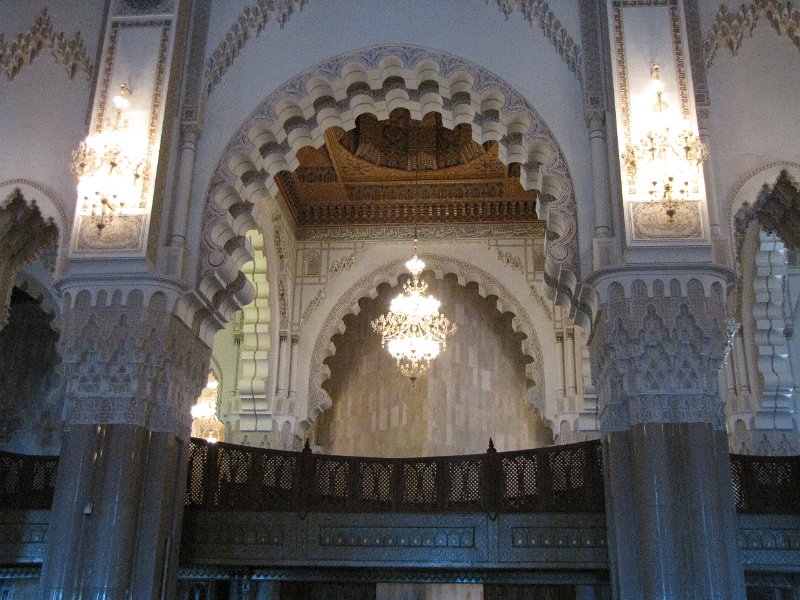 120312_detail moskee hassan ii.jpg - De gallerij op de eerste verdieping is voor de vrouwen.